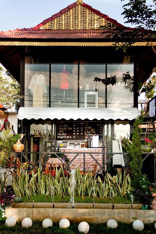 Baan Puang Petch Hotel เชียงใหม่ ภายนอก รูปภาพ